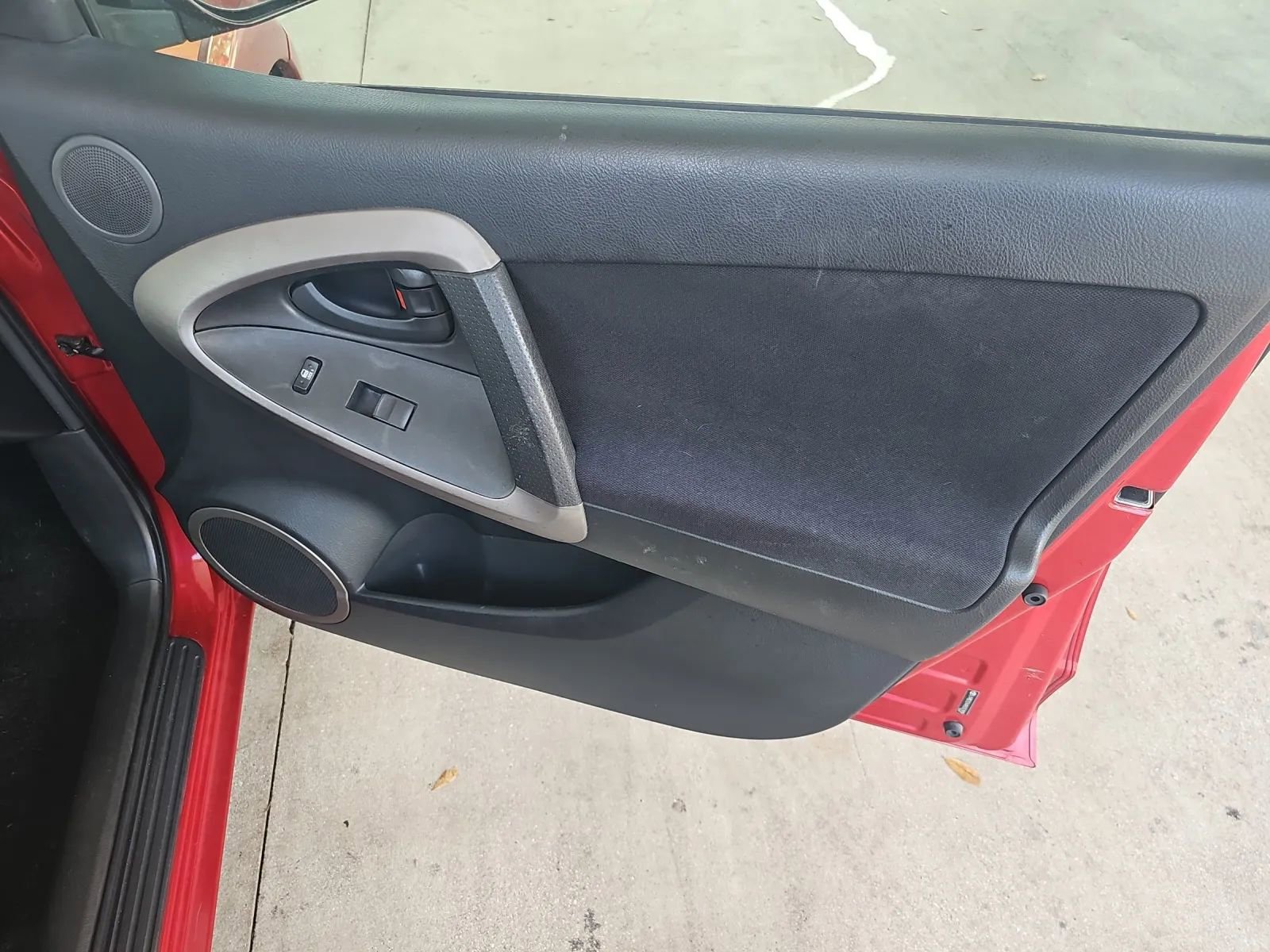 Used 2006 Toyota RAV4 Sport image 17