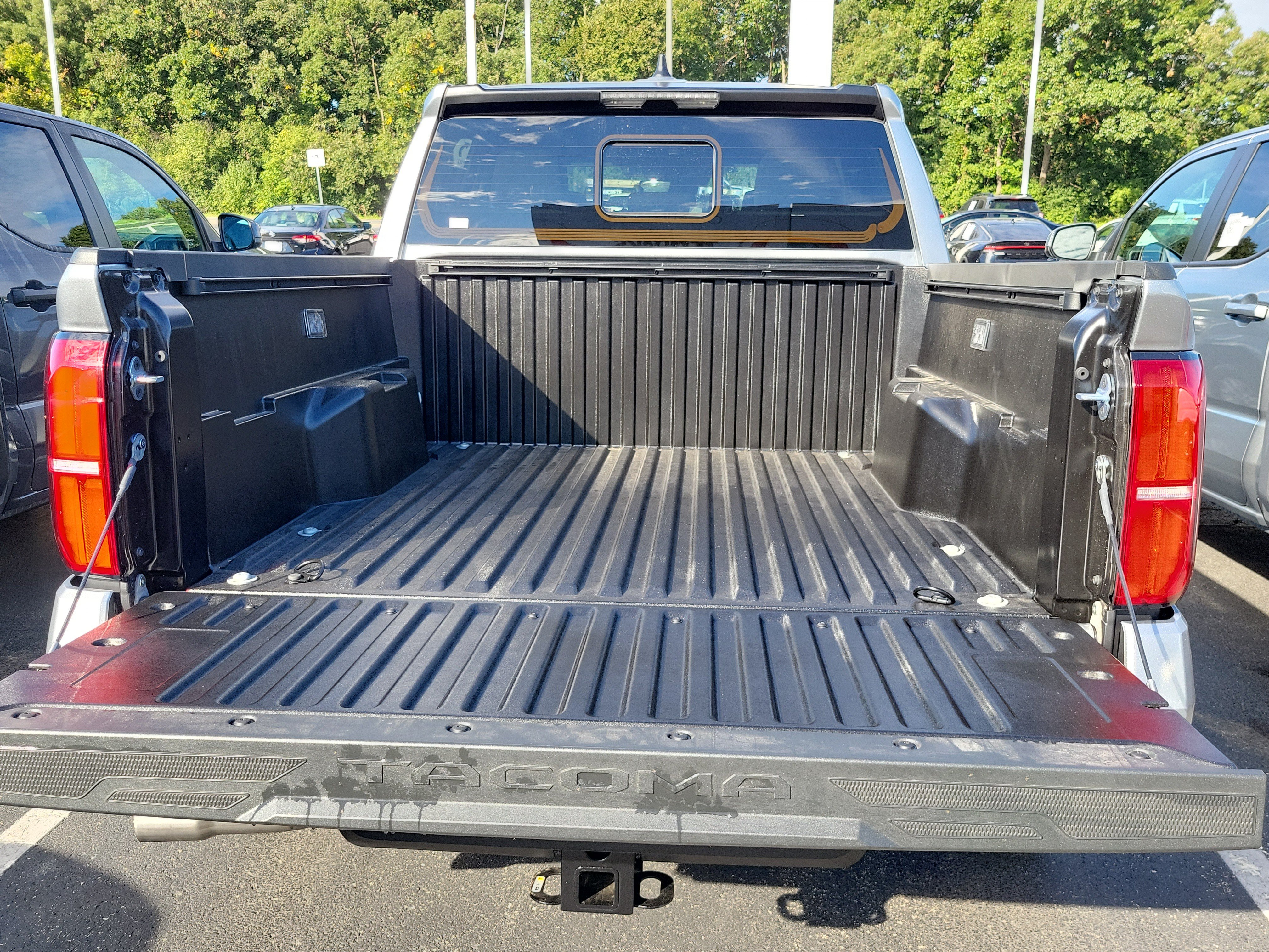 New 2026 Toyota Tacoma SR5 AWD/4WD image 11