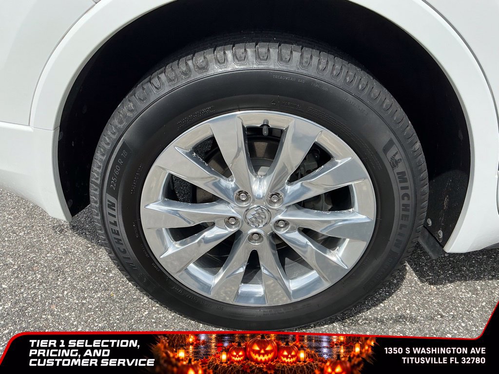 Certified 2018 Buick Envision Essence w/ LPO, Road Trip Package FWD image 10