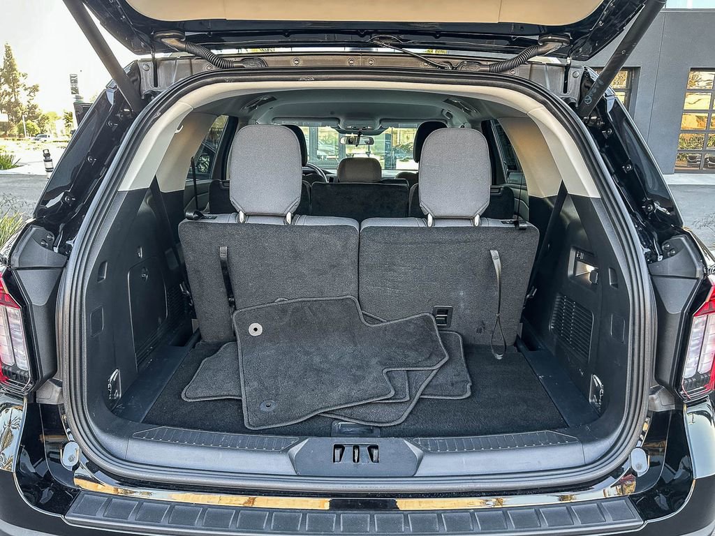 Used 2026 Ford Explorer Active RWD image 32