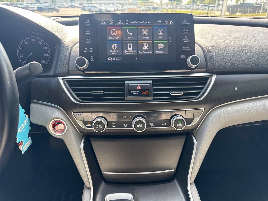 Used 2019 Honda Accord Touring image 18