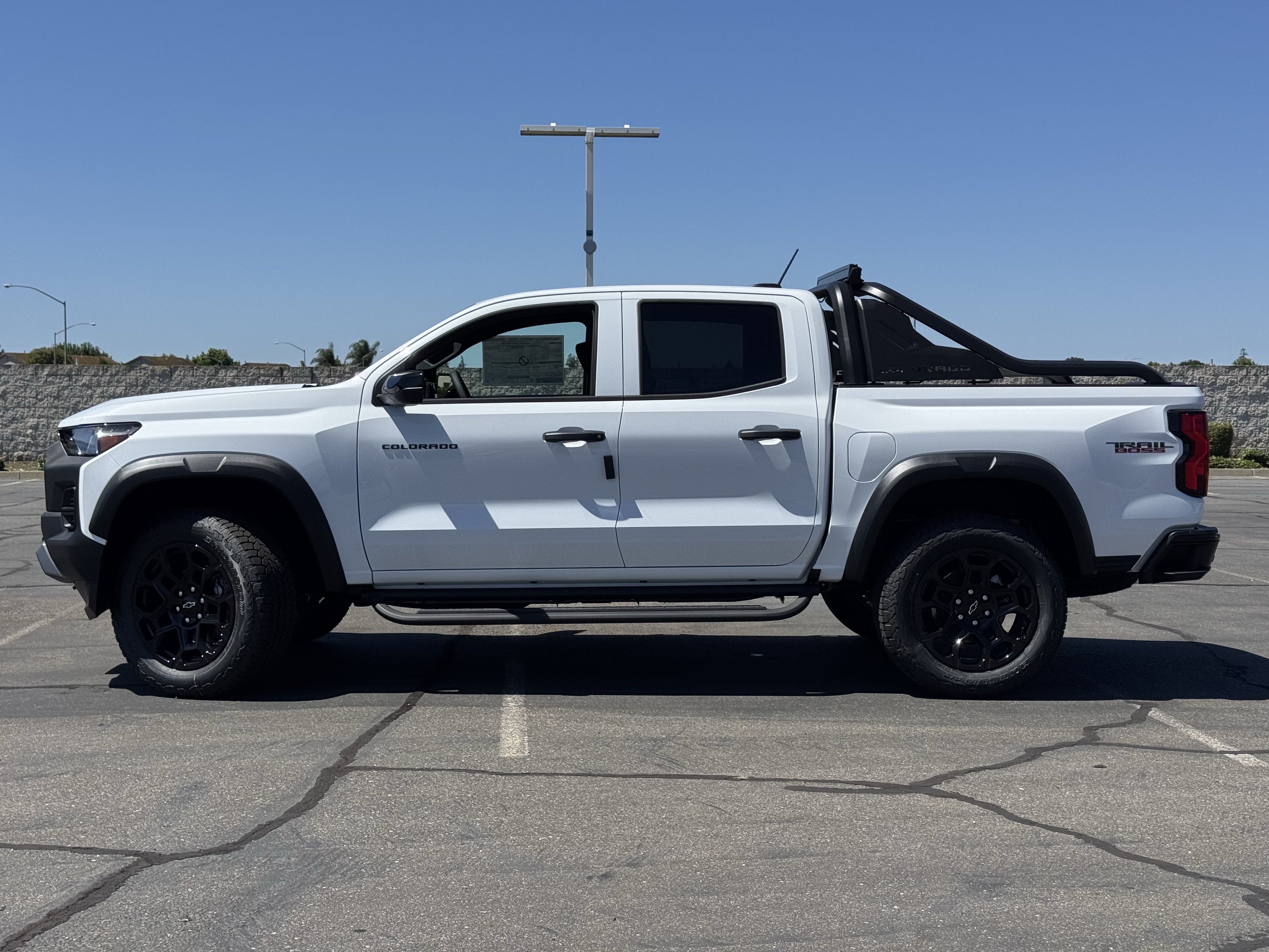 New 2026 Chevrolet Colorado Trail Boss AWD/4WD image 4
