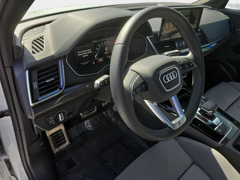Certified 2025 Audi SQ5 Premium Plus w/ Premium Plus Package AWD/4WD image 23