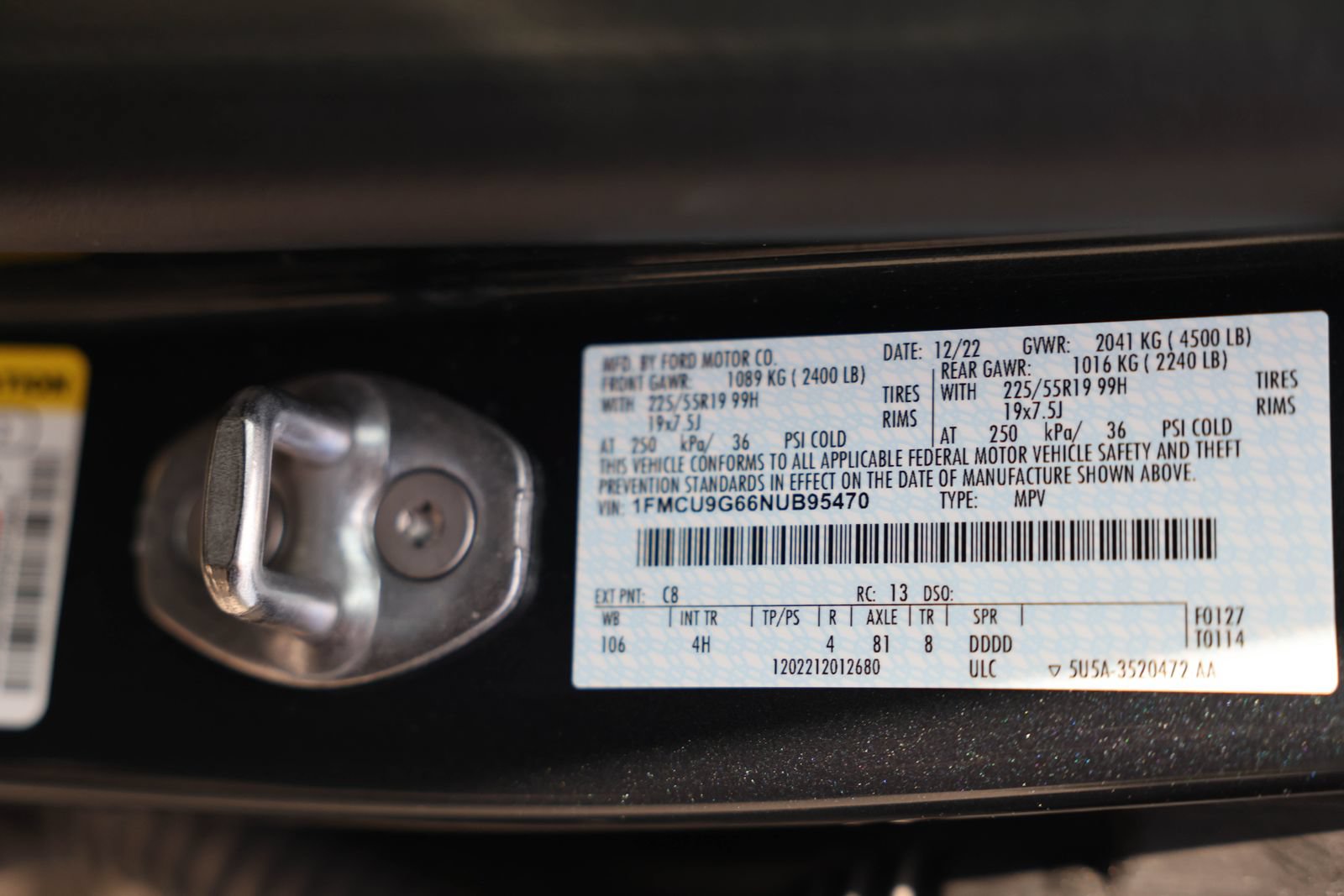 Used 2022 Ford Escape SE w/ SE Sport Appearance Package AWD/4WD image 37