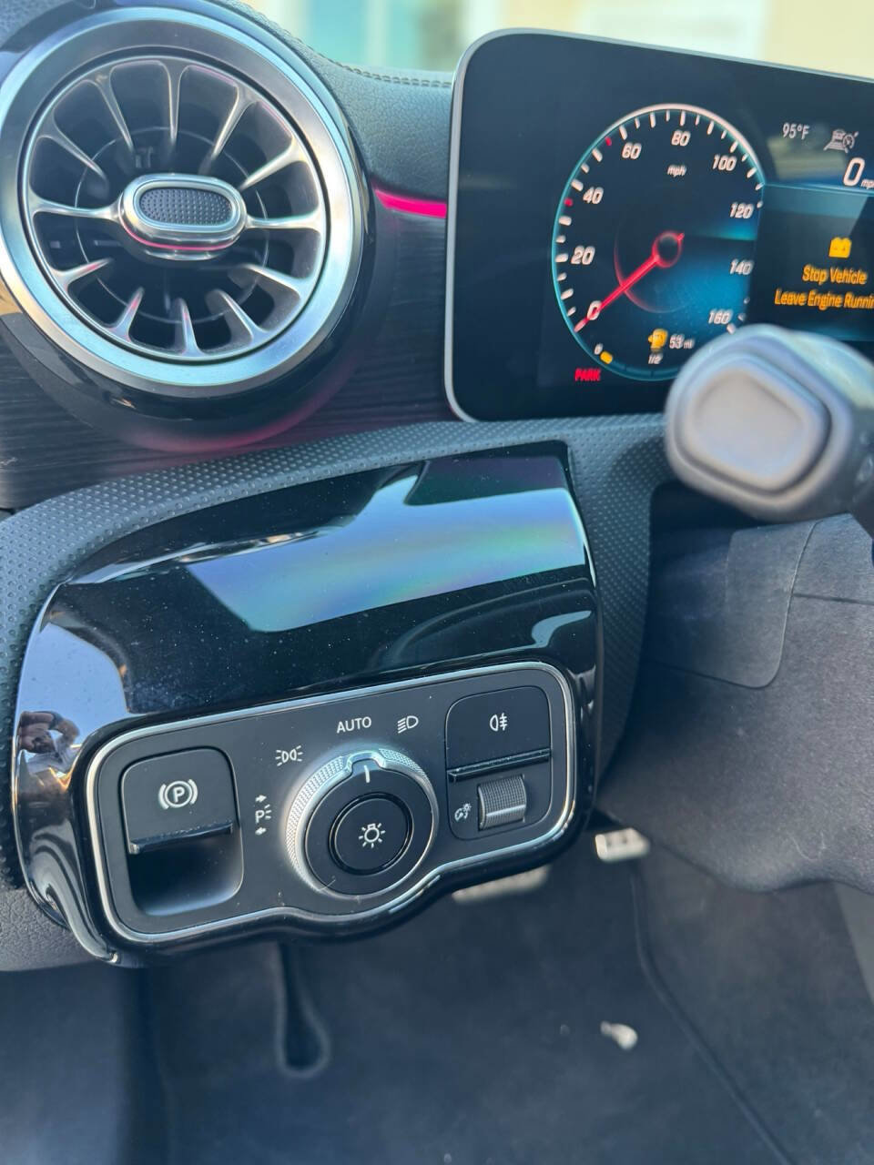 Used 2019 Mercedes-Benz A 220 w/ AMG Line image 38