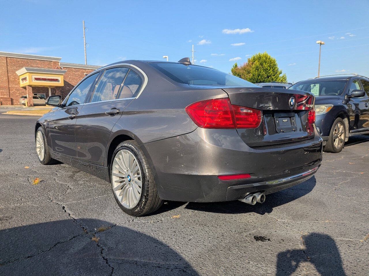 Used 2013 BMW 328i xDrive Sedan AWD/4WD image 21