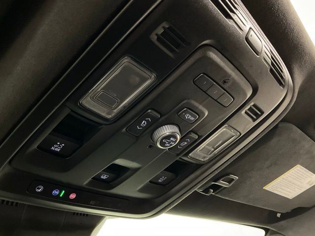 Certified 2023 Cadillac Escalade Sport Platinum w/ LPO, ONYX Package image 21