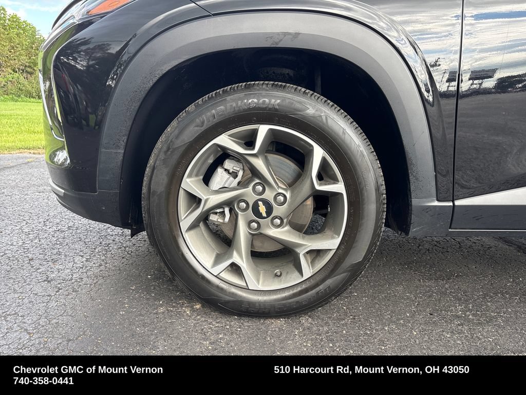 Used 2024 Chevrolet Trax LT FWD image 21