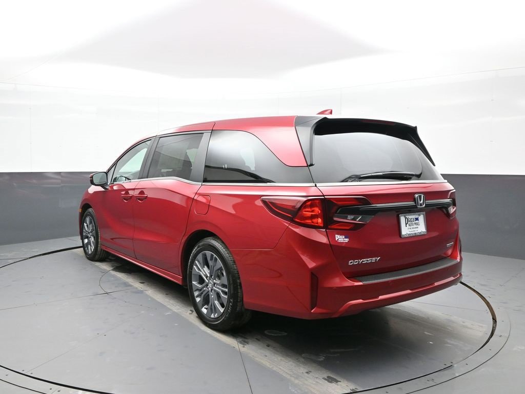 Certified 2025 Honda Odyssey Touring image 8