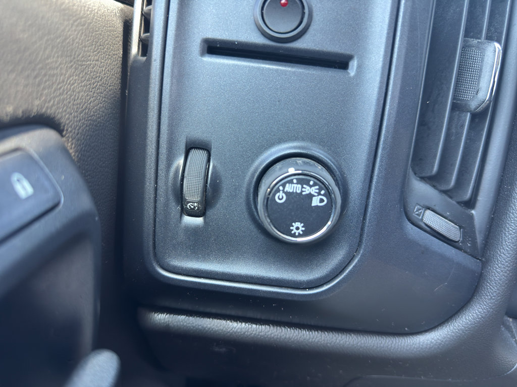 Used 2016 Chevrolet Silverado 2500 W/T RWD image 17