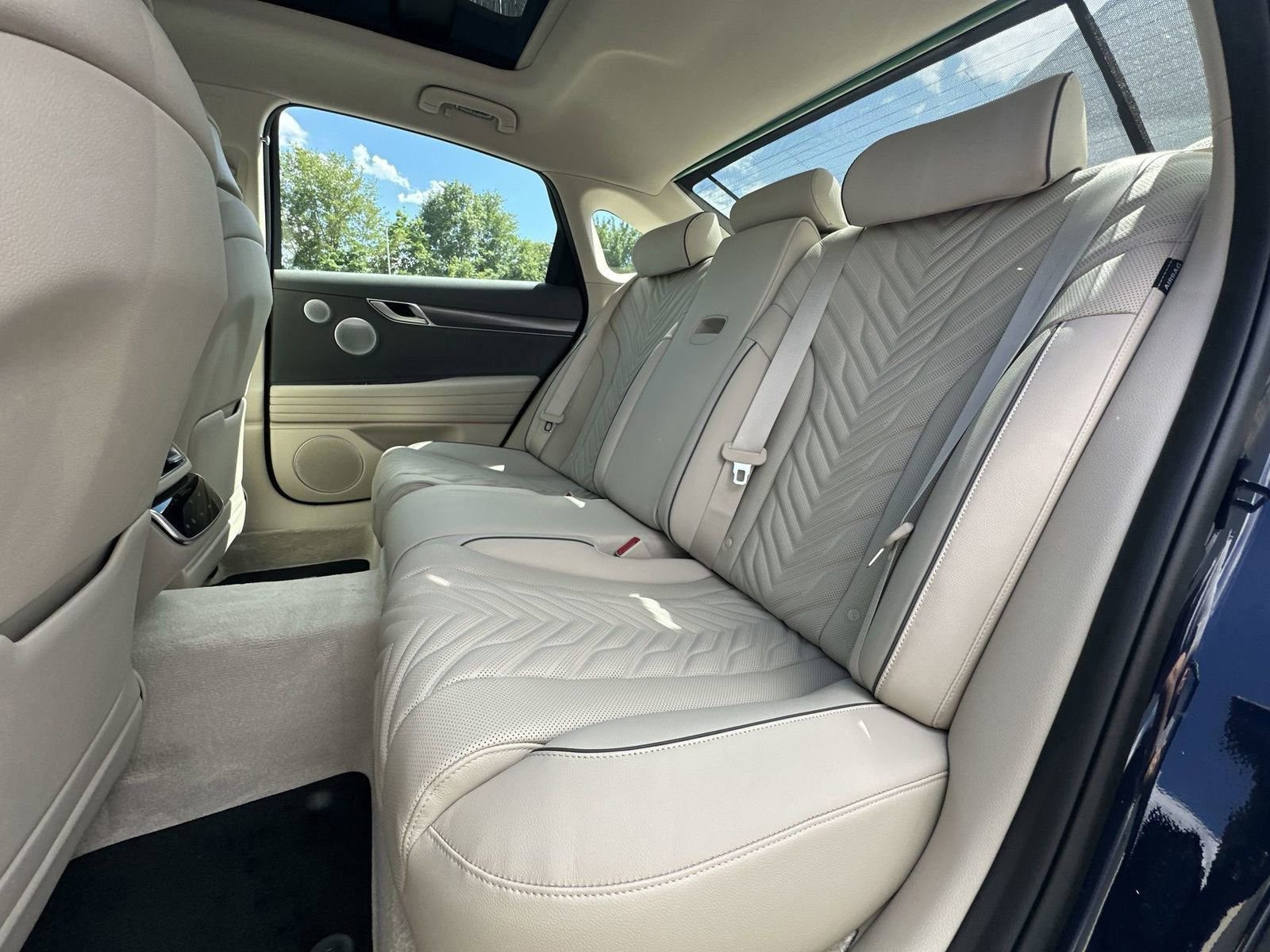 Used 2025 Genesis G80 2.5T Sport Prestige AWD/4WD image 29