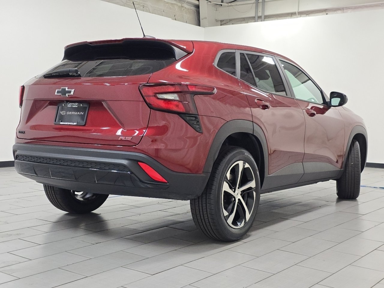Used 2024 Chevrolet Trax RS FWD image 16