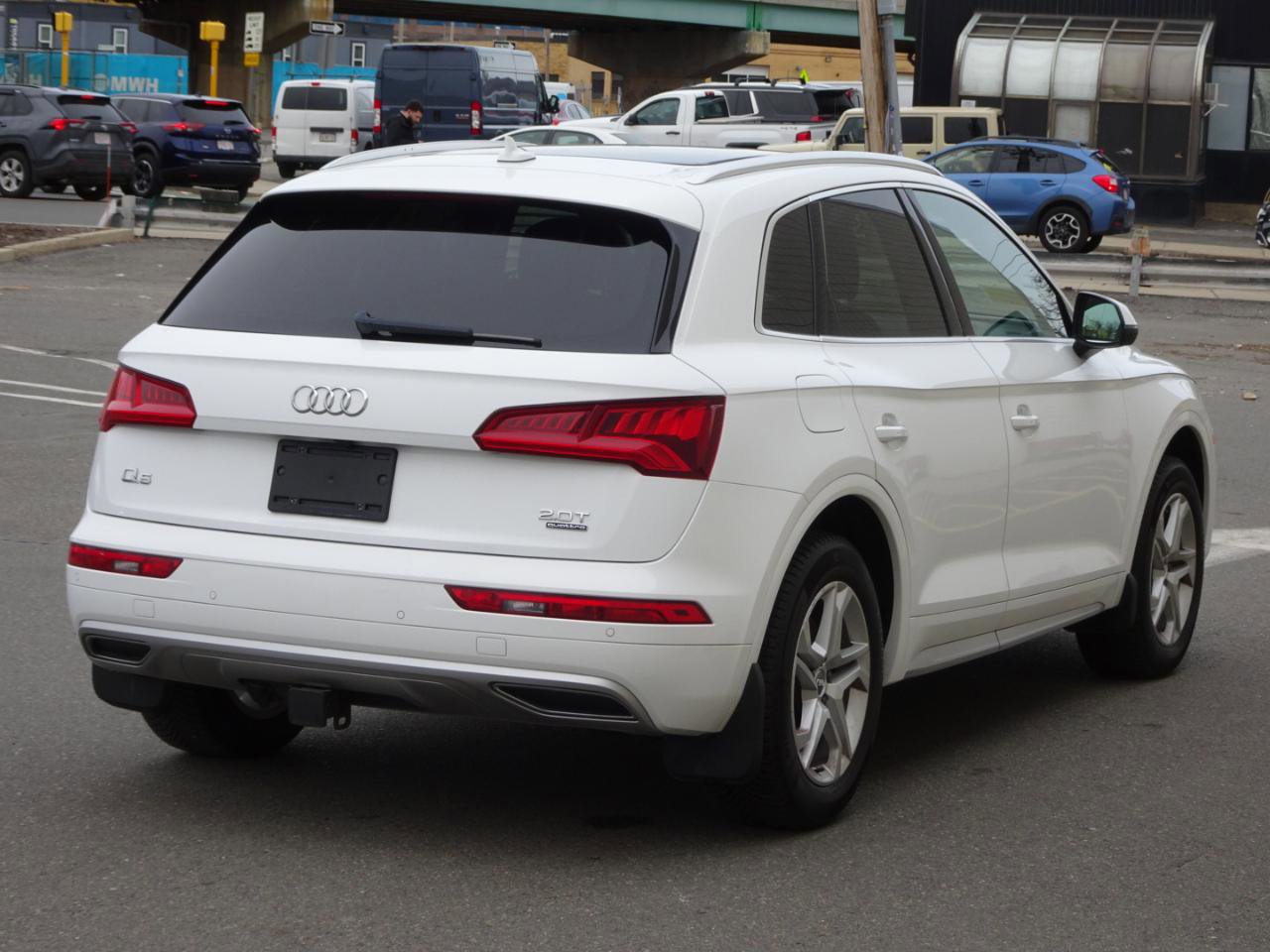 Used 2018 Audi Q5 2.0T Premium Plus w/ Premium Plus Package image 7