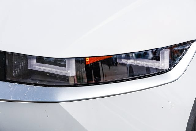 Certified 2024 Hyundai Ioniq 5 SEL RWD image 8