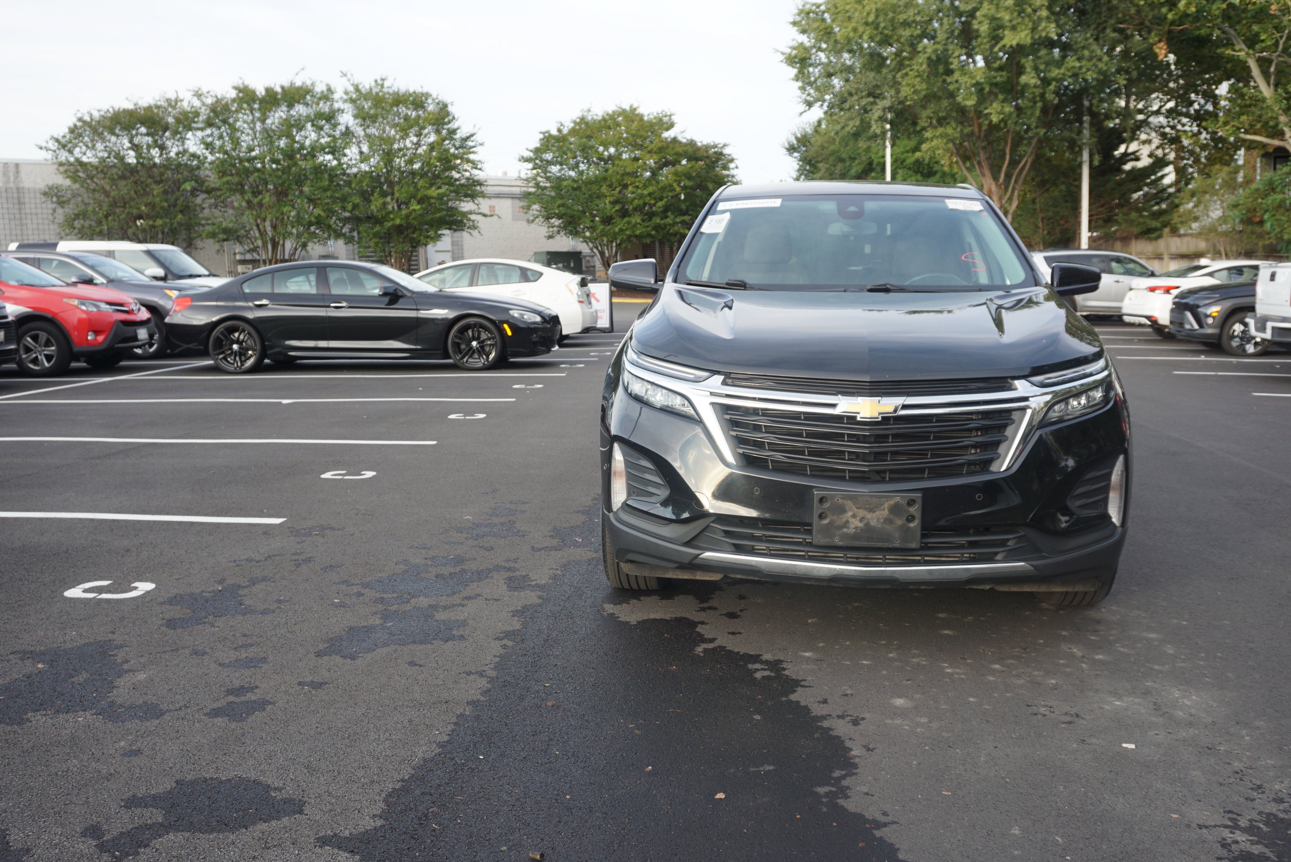 Used 2023 Chevrolet Equinox LT w/ Driver Convenience Package FWD image 2