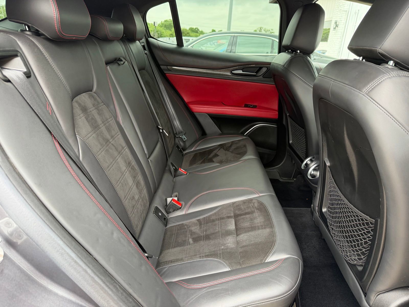 Used 2018 Alfa Romeo Stelvio Quadrifoglio w/ Driver Assist Dynamic Package image 23