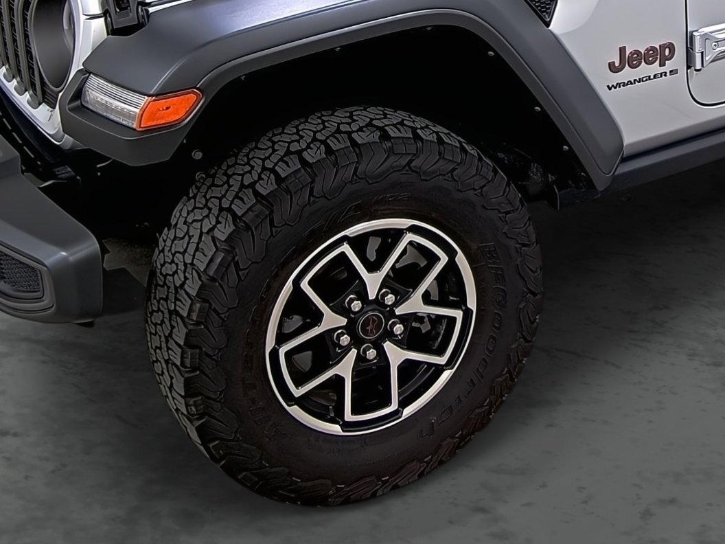 Used 2024 Jeep Wrangler Rubicon image 7