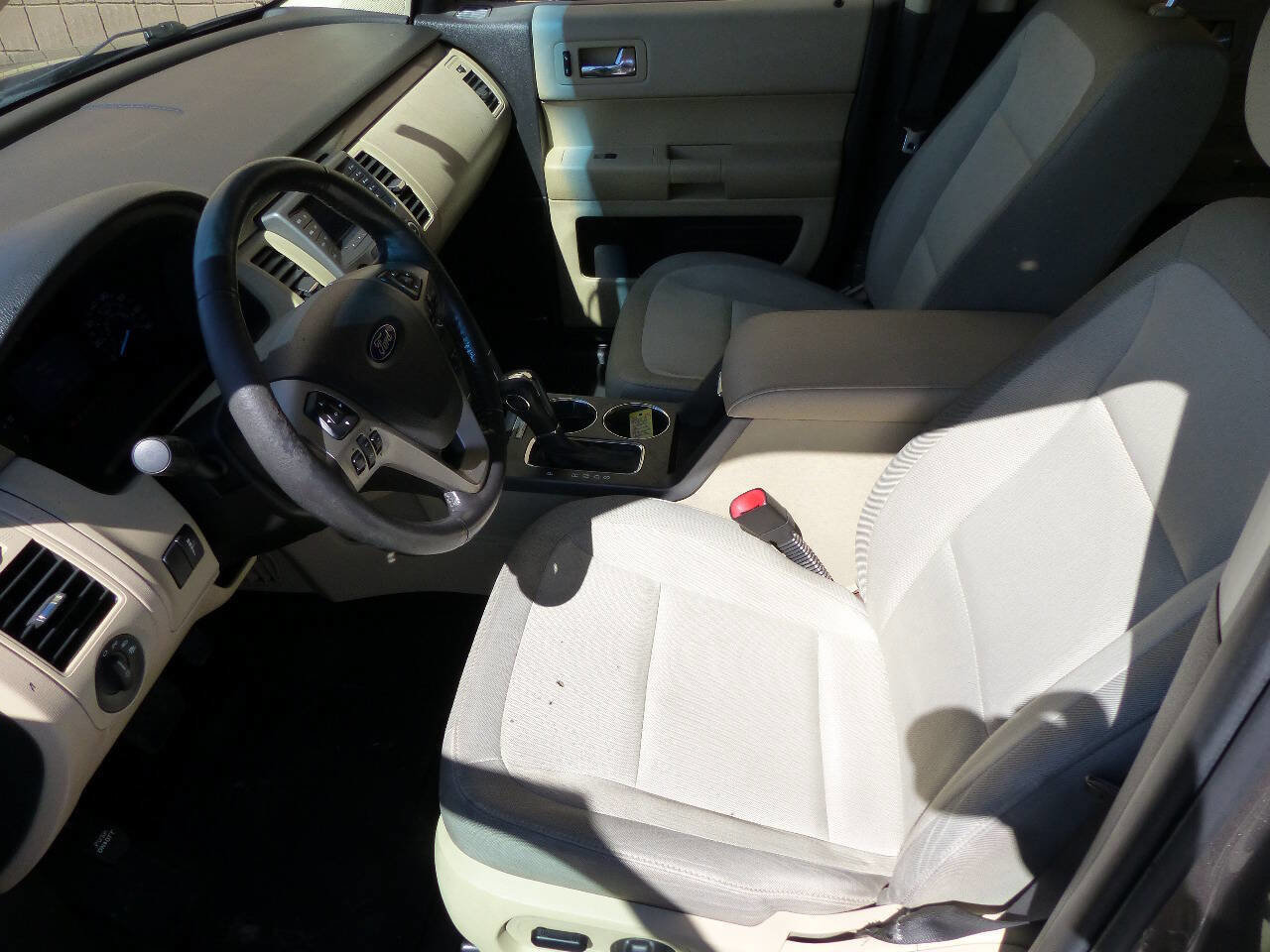 Used 2014 Ford Flex SE FWD image 16