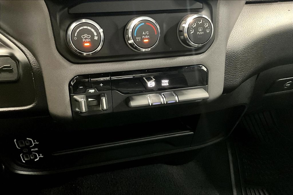 Used 2024 RAM 2500 Big Horn image 30