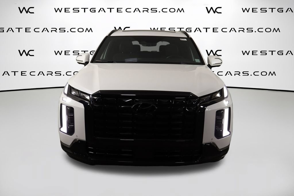 Used 2024 Hyundai Palisade Calligraphy AWD/4WD image 2