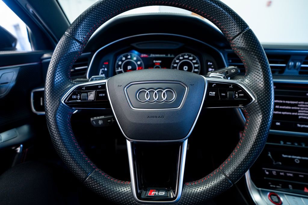 Used 2021 Audi RS 6 w/ Carbon Optic Package AWD/4WD image 38