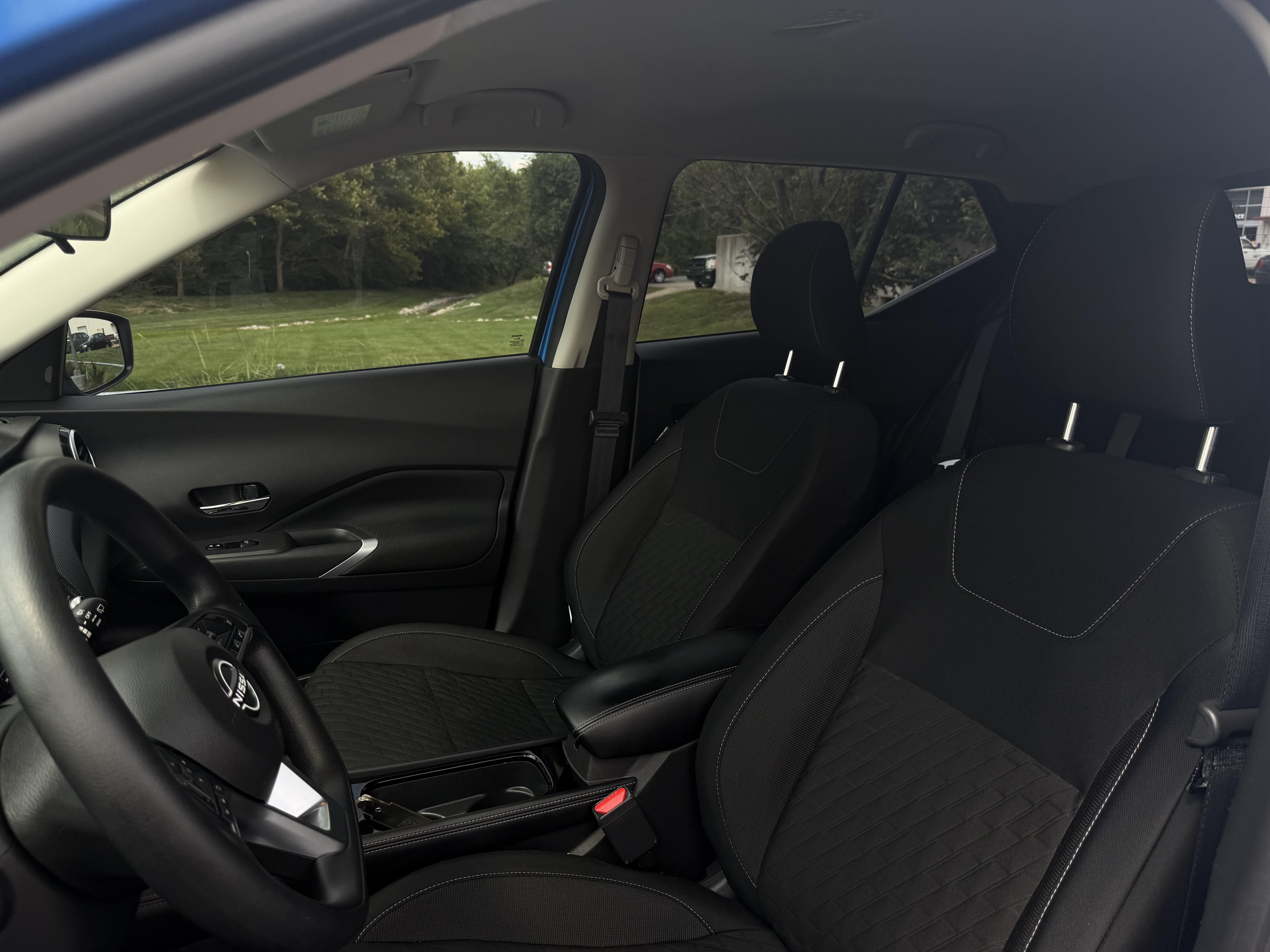Used 2023 Nissan Kicks SV FWD image 28