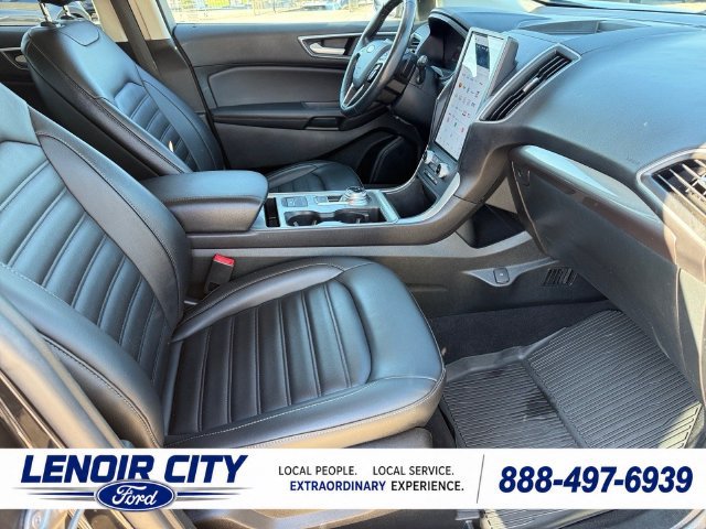 Certified 2024 Ford Edge SEL w/ Convenience Package AWD/4WD image 13