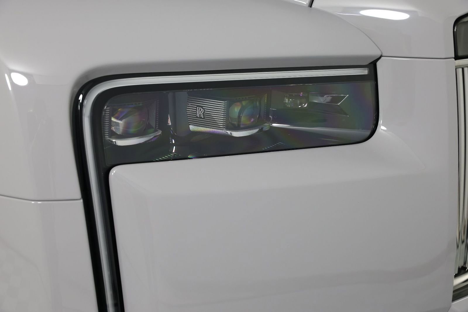 New 2026 Rolls-Royce Cullinan Black Badge image 30