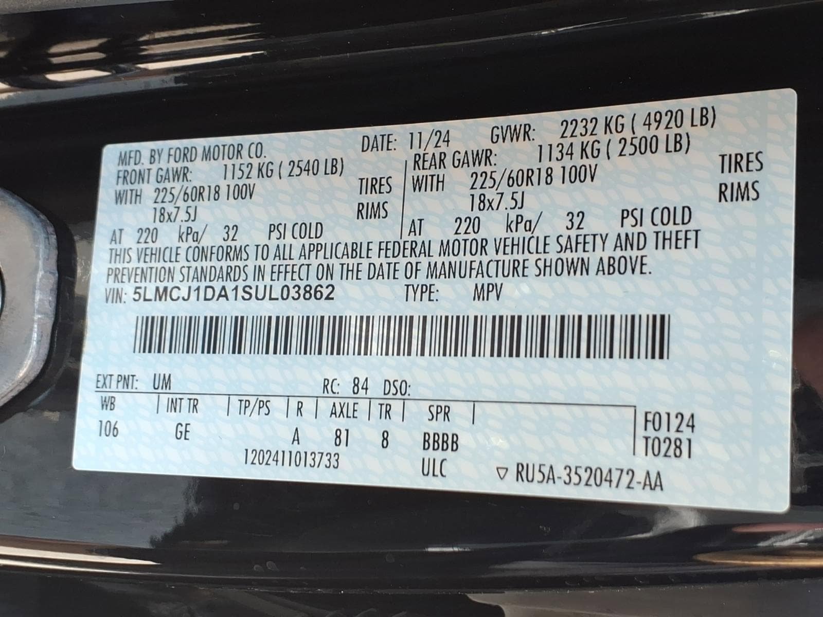 Certified 2025 Lincoln Corsair AWD w/ Equipment Group 101A image 32