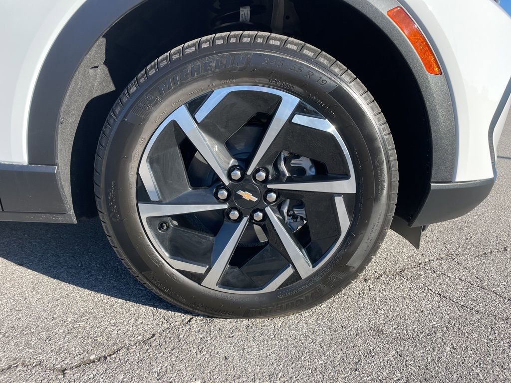 New 2026 Chevrolet Equinox EV LT image 55