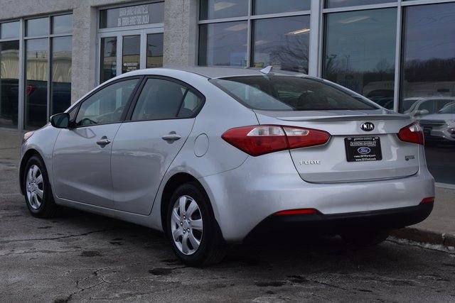 Used 2016 Kia Forte LX image 4