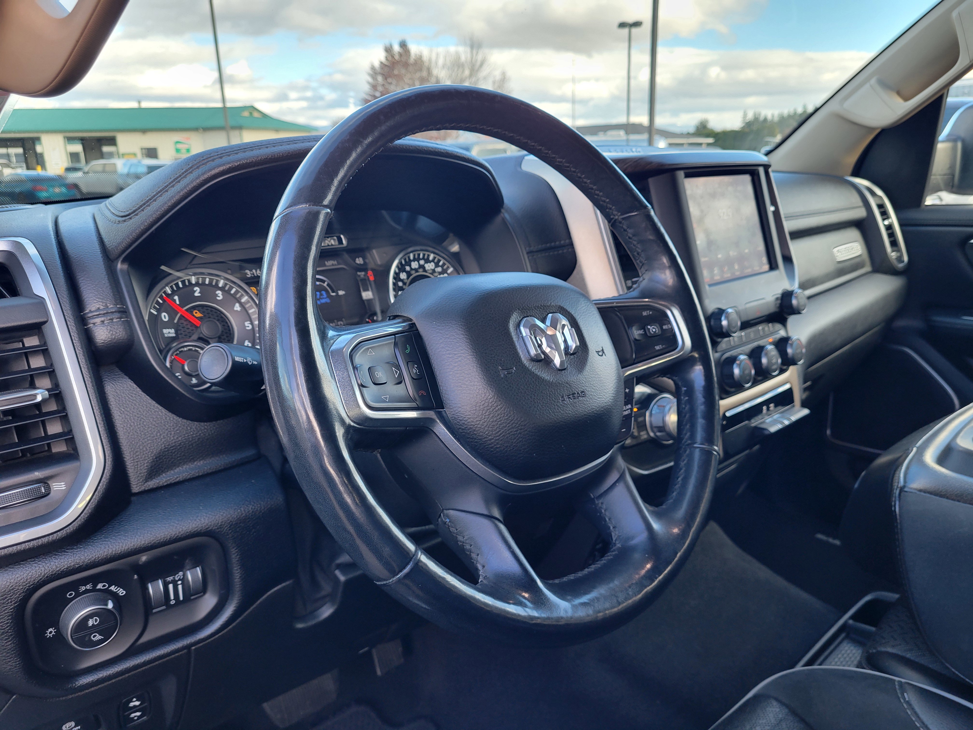 Used 2019 RAM 1500 Laramie image 6
