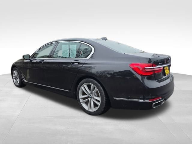 Used 2016 BMW 750i xDrive image 8