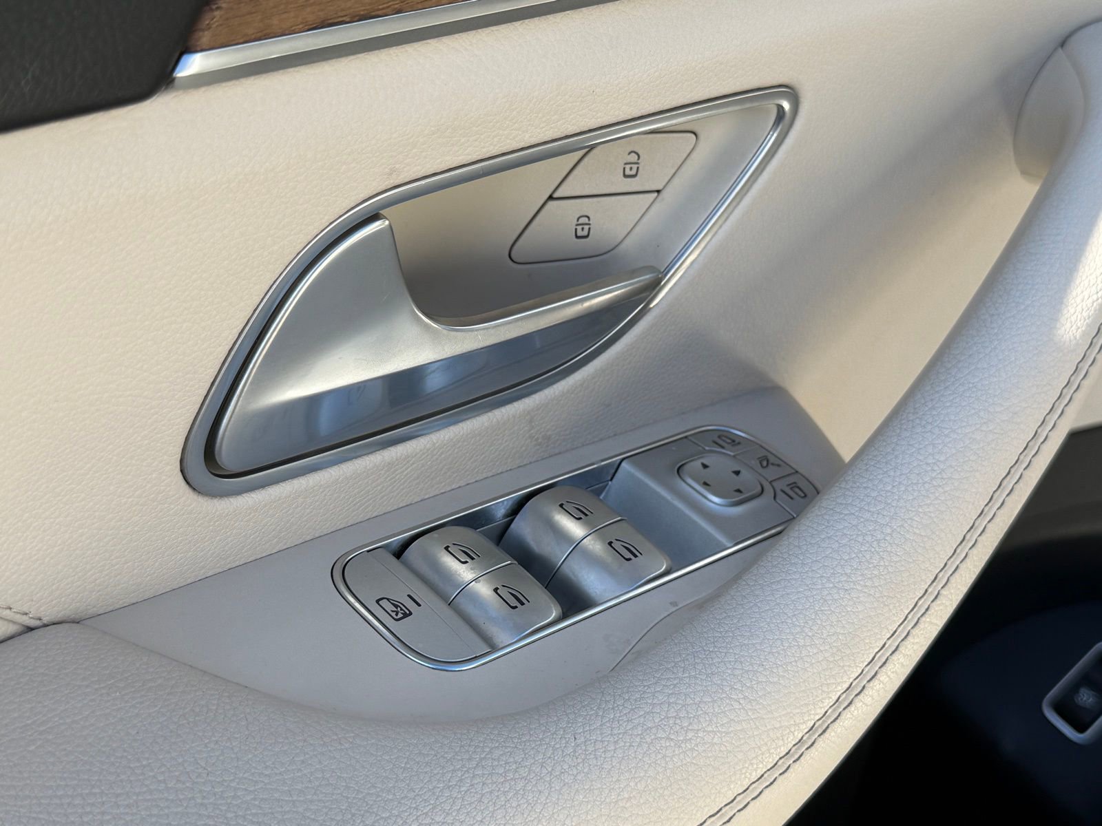 Used 2022 Mercedes-Benz GLS 450 4MATIC image 24