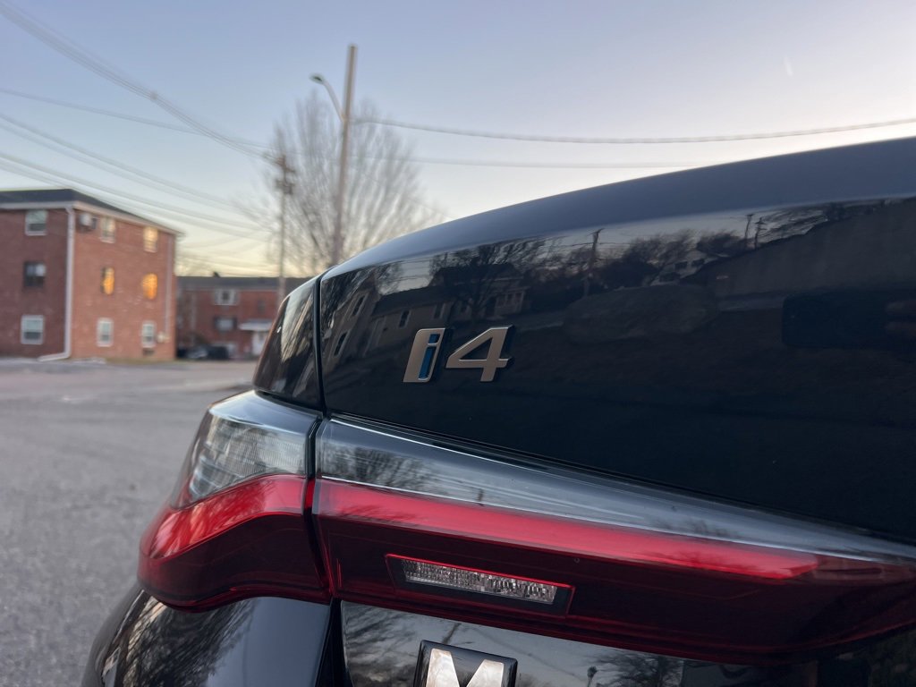 Used 2022 BMW i4 M50 w/ Premium Package image 11