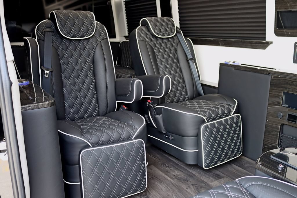 Used 2026 Mercedes-Benz Sprinter 3500 image 39