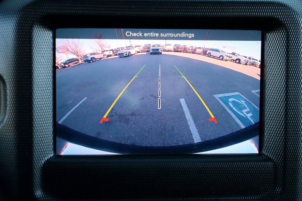 Used 2021 Jeep Wrangler Unlimited Sahara image 13