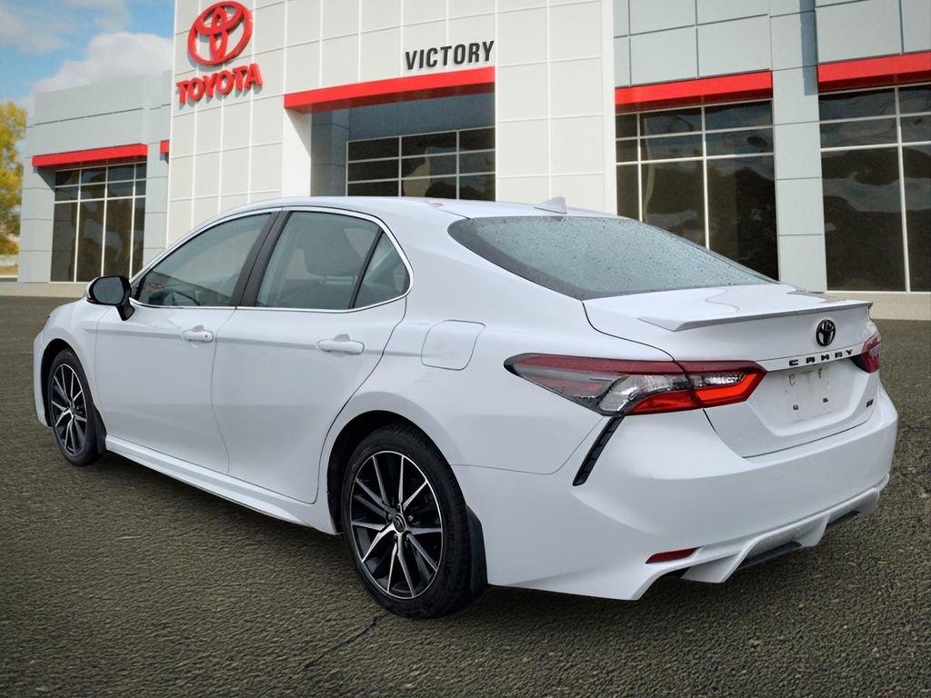 Used 2023 Toyota Camry SE w/ Convenience Package FWD image 5