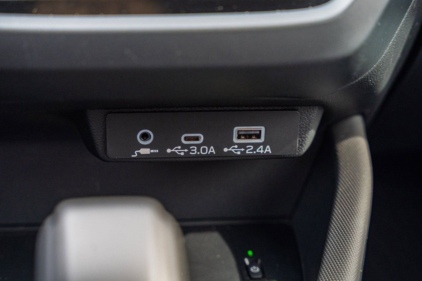 Used 2025 Subaru Forester Premium image 37