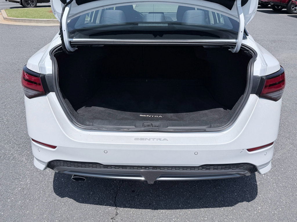 Used 2020 Nissan Sentra SR w/ Electronics Package FWD image 8