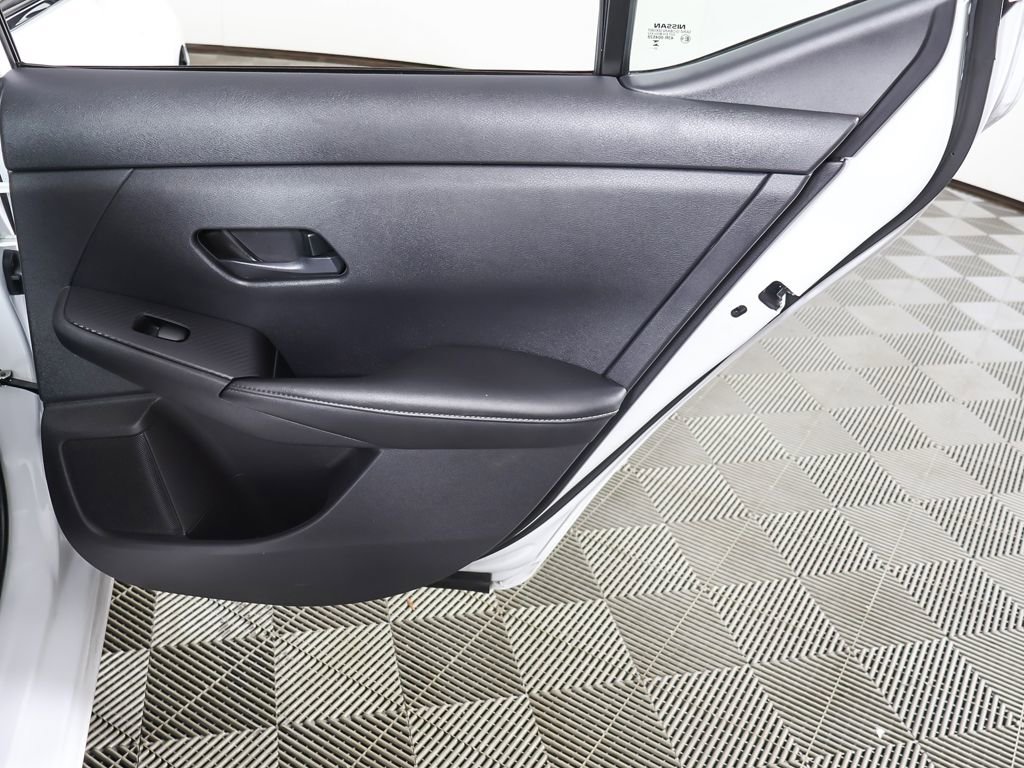 Used 2024 Nissan Sentra SV image 23