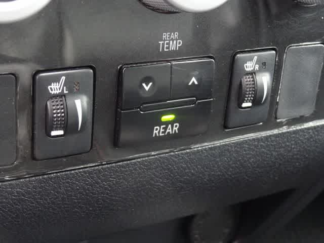Used 2021 Toyota Sequoia TRD Pro AWD/4WD image 38