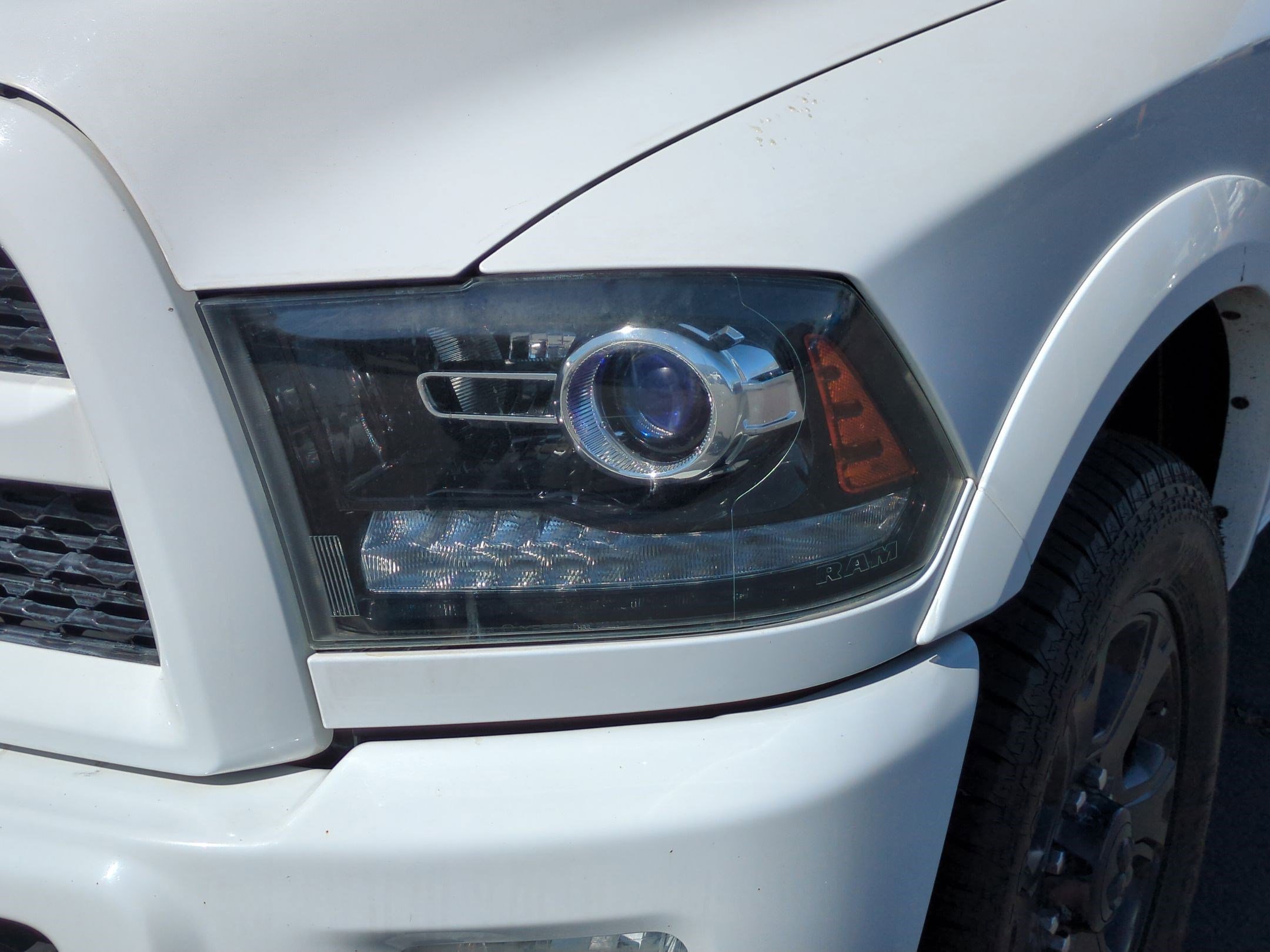 Used 2016 RAM 2500 Laramie w/ Sport Appearance Group image 10