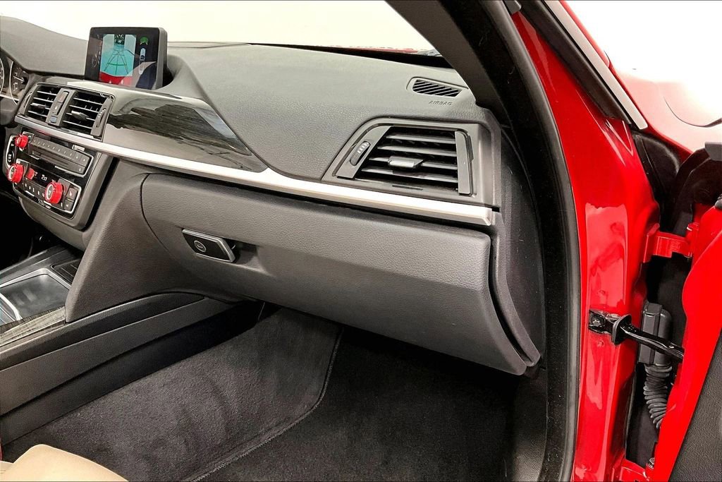 Used 2016 BMW 428i Convertible image 19