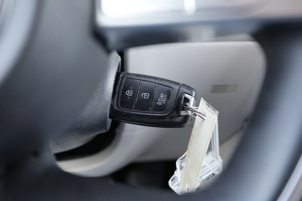 Certified 2024 Hyundai Tucson SE FWD image 27