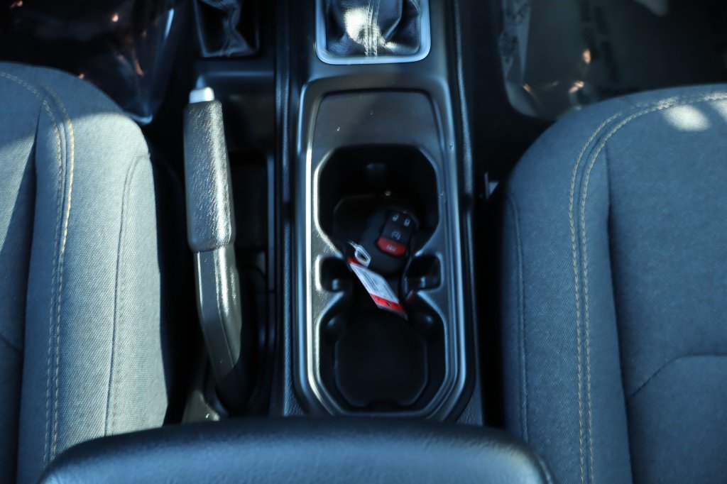 Used 2025 Jeep Wrangler Unlimited Sport AWD/4WD image 31
