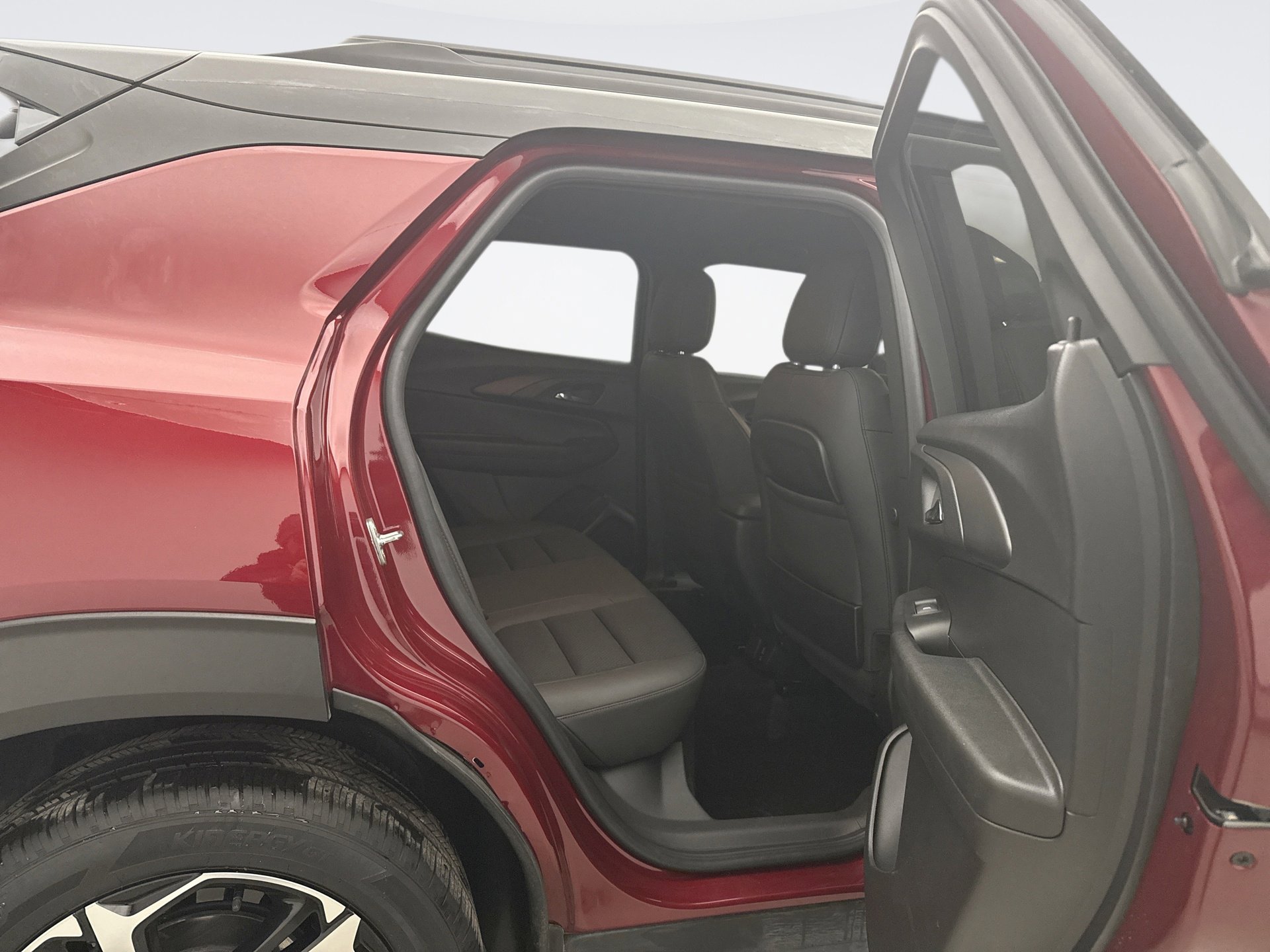 Used 2023 Chevrolet TrailBlazer RS w/ Convenience Package image 17