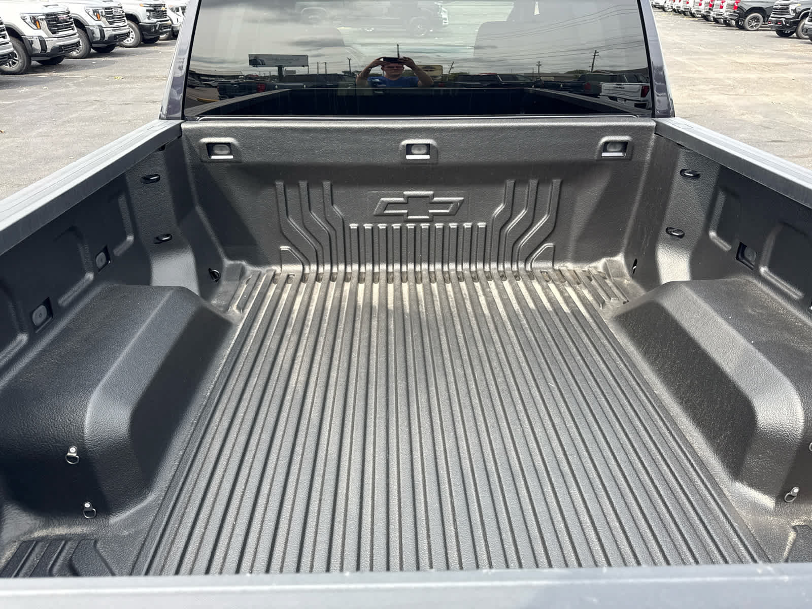 Certified 2024 Chevrolet Silverado 1500 LT AWD/4WD image 22