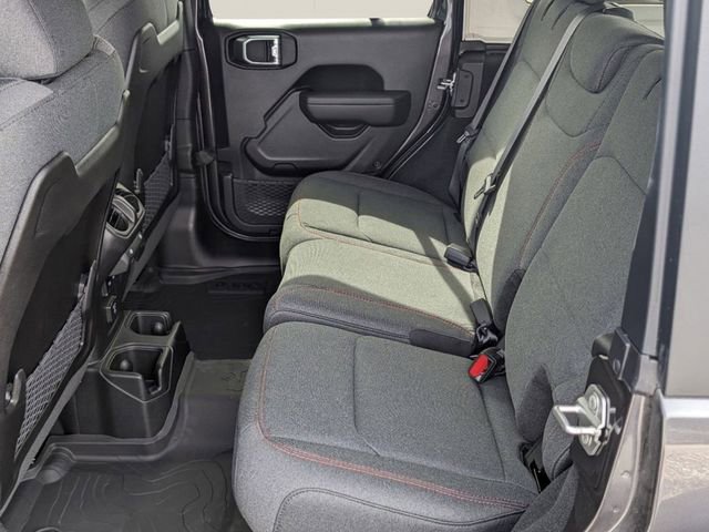 New 2024 Jeep Wrangler Unlimited Rubicon w/ Technology Group AWD/4WD image 12