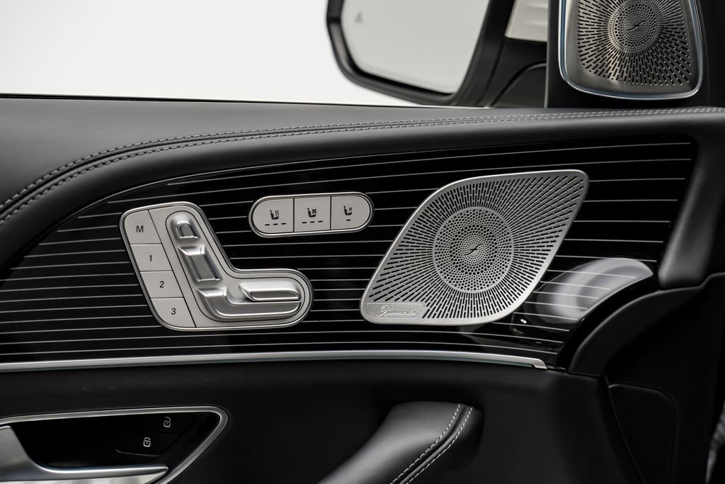 Used 2022 Mercedes-Benz Maybach GLS 600 4MATIC image 51